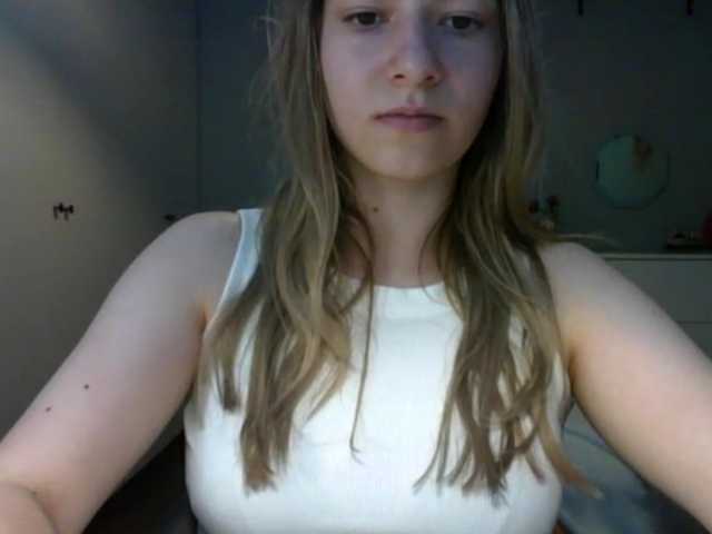 RosieJune live cam on BongaCams