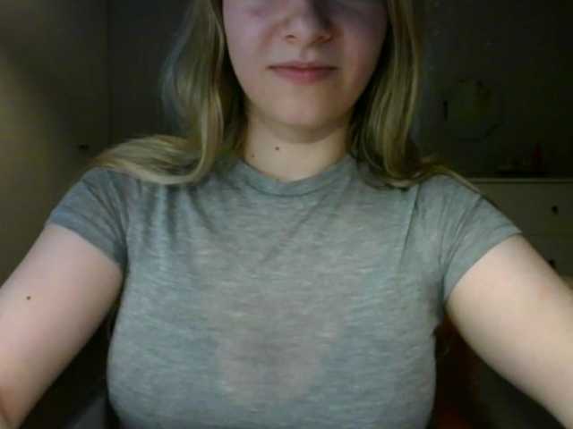 RosieJune live cam on BongaCams