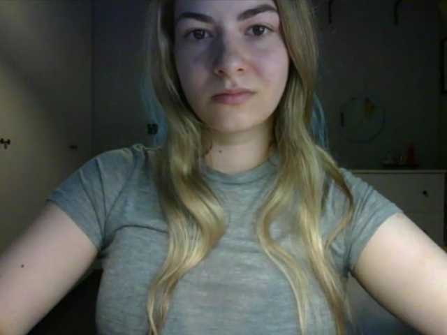 RosieJune live cam on BongaCams