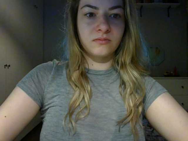 RosieJune live cam on BongaCams
