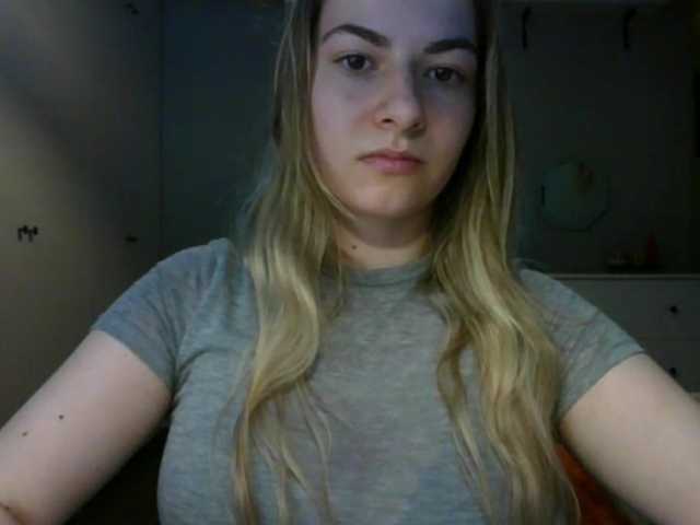 RosieJune live cam on BongaCams