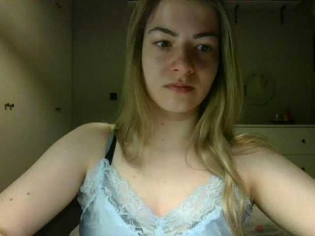 RosieJune live cam on BongaCams