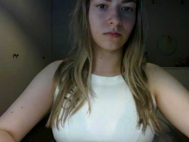 RosieJune live webcam show