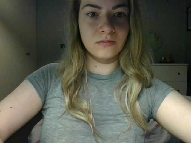 RosieJune live cam on BongaCams