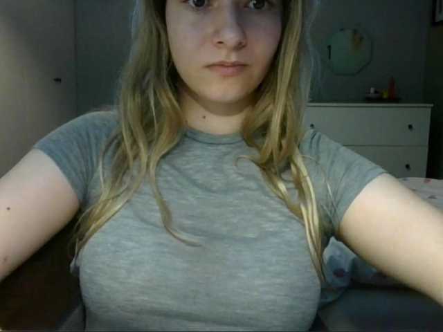 RosieJune live cam on BongaCams