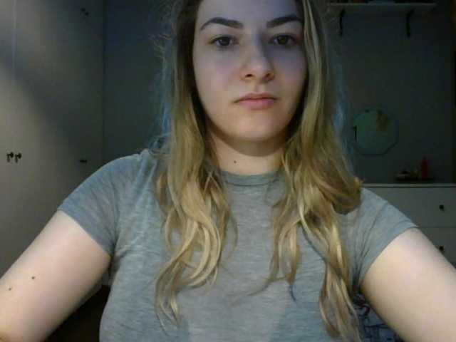 RosieJune live cam on BongaCams