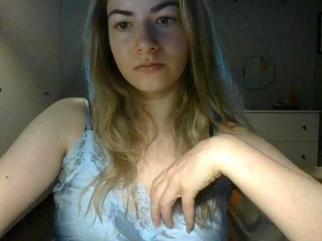 RosieJune live cam on BongaCams