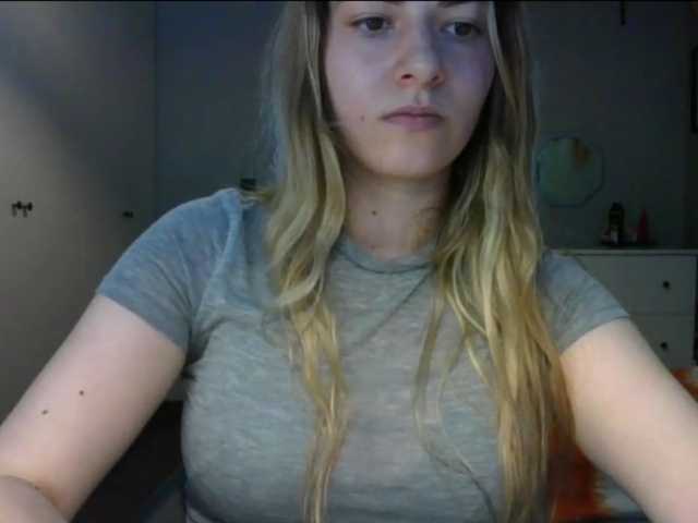 RosieJune live cam on BongaCams