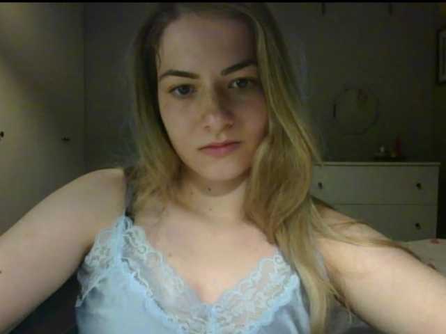RosieJune live cam on BongaCams