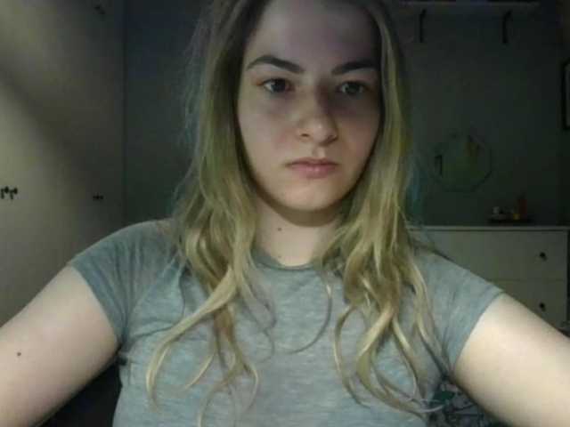 RosieJune live cam on BongaCams