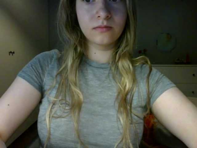 RosieJune live cam on BongaCams