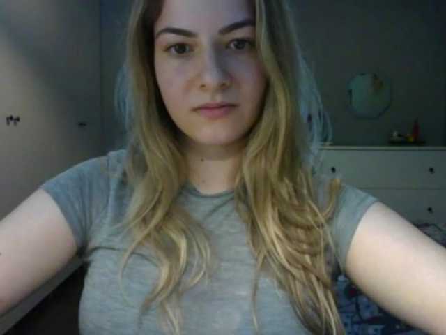 RosieJune live cam on BongaCams