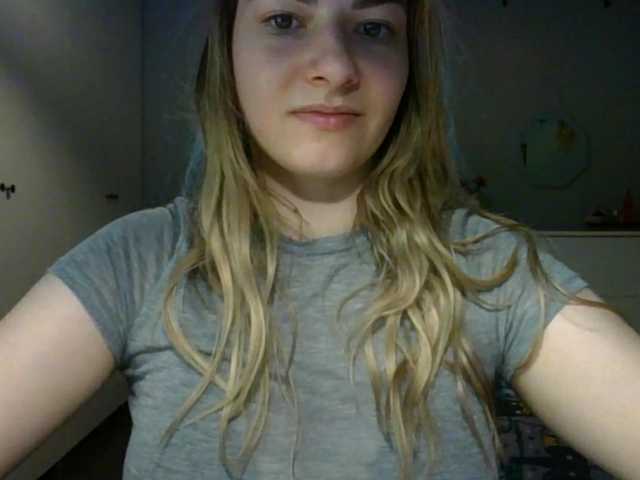 RosieJune live cam on BongaCams