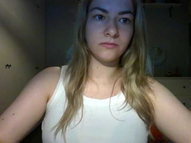 RosieJune live webcam show