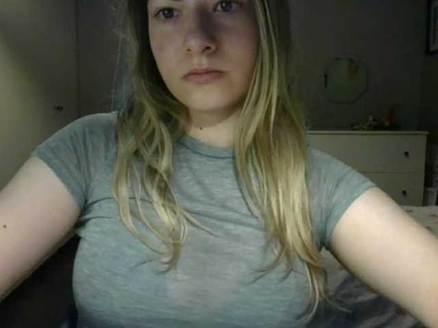 RosieJune live cam on BongaCams