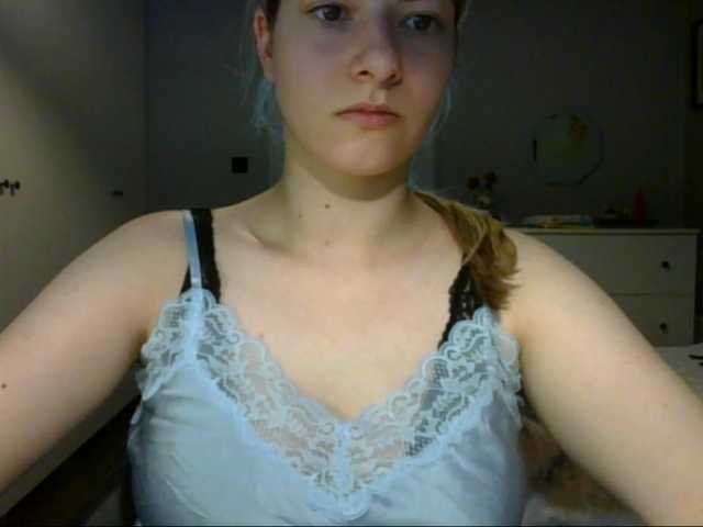 RosieJune live cam on BongaCams