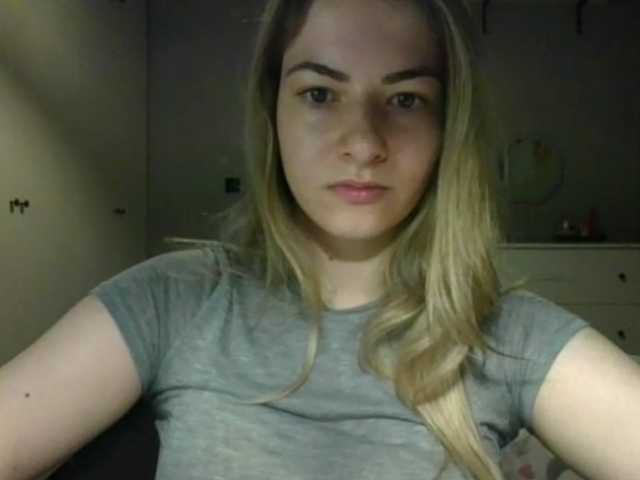 RosieJune live cam on BongaCams