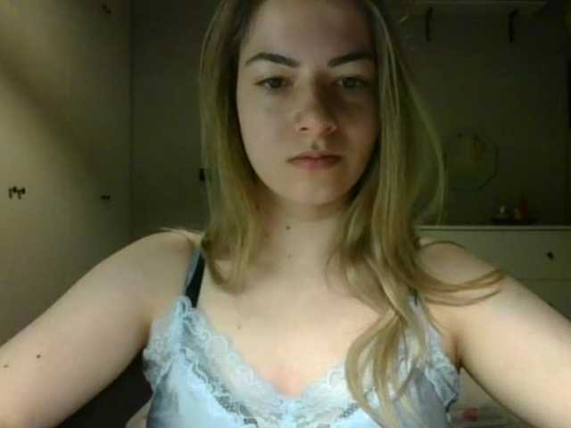 RosieJune live cam on BongaCams
