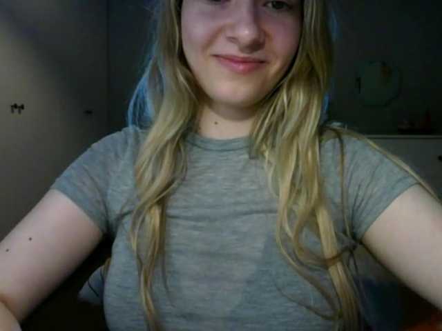 RosieJune live cam on BongaCams