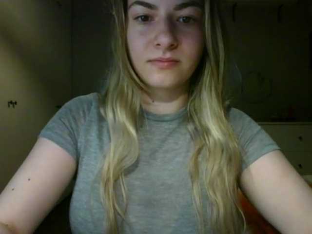 RosieJune live cam on BongaCams