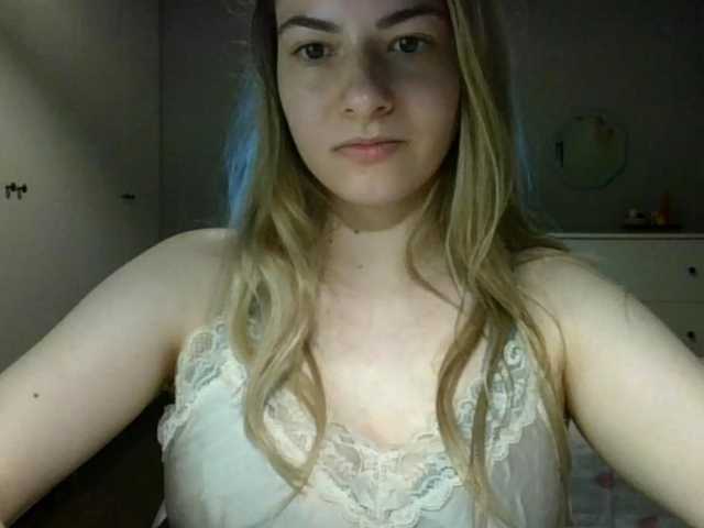RosieJune live cam on BongaCams