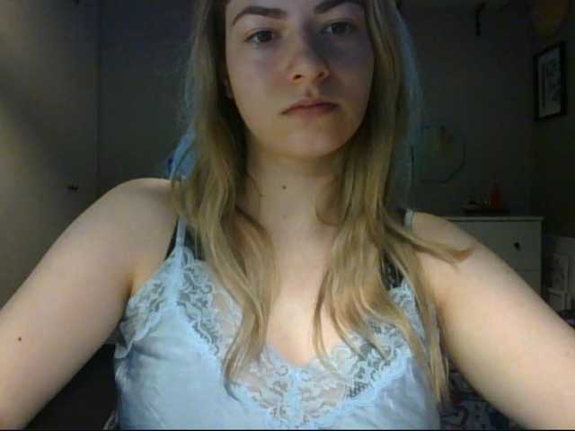 RosieJune live cam on BongaCams