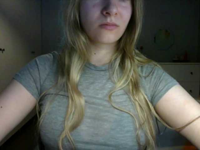 RosieJune live cam on BongaCams