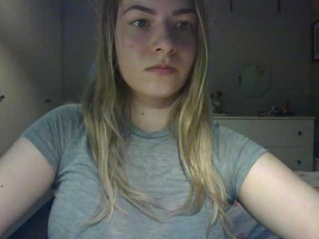 RosieJune live cam on BongaCams