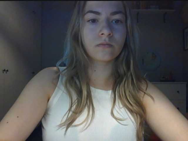RosieJune live cam on BongaCams