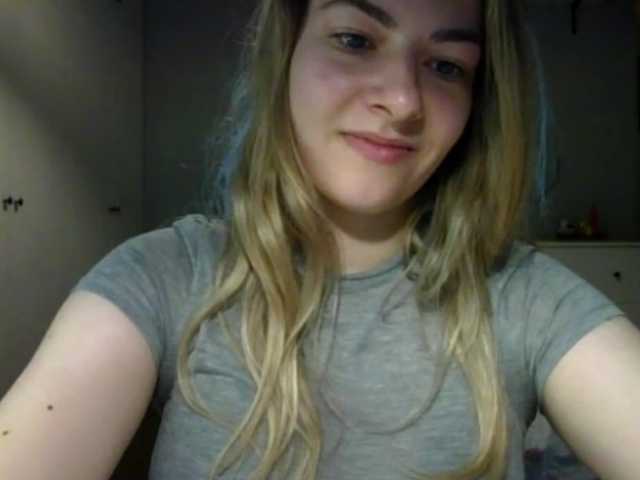 RosieJune live cam on BongaCams