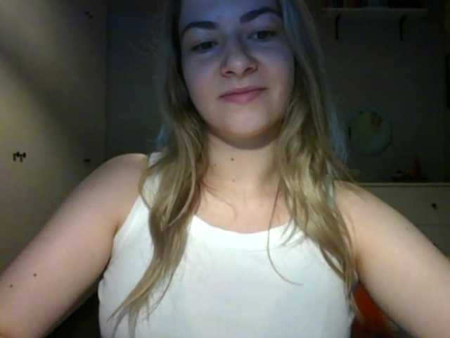 RosieJune live webcam show