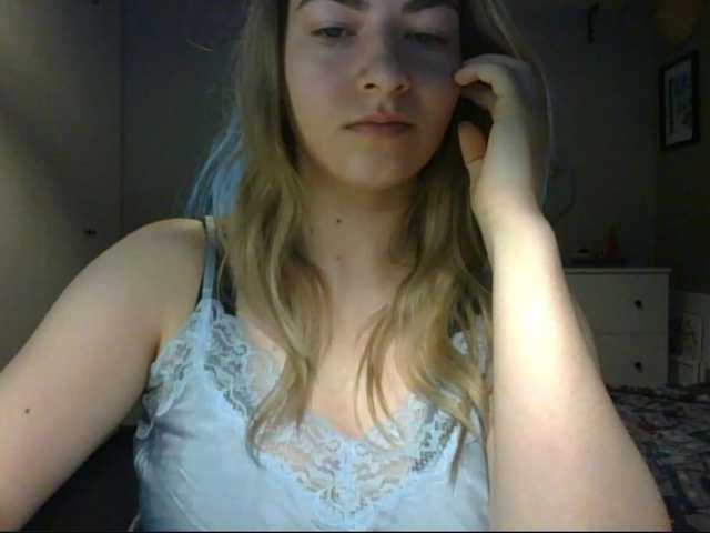 RosieJune live cam on BongaCams