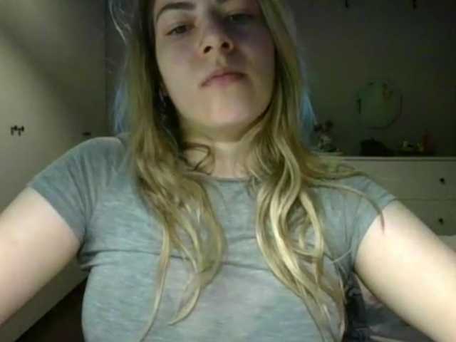 RosieJune live cam on BongaCams