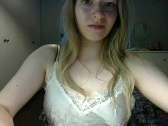RosieJune live cam on BongaCams