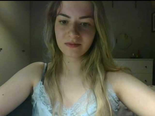 RosieJune live cam on BongaCams