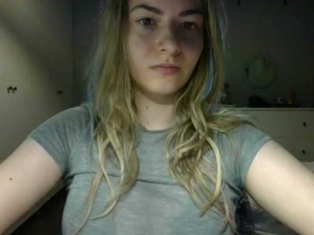 RosieJune live cam on BongaCams