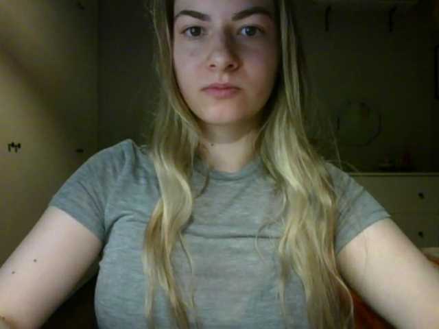 RosieJune live cam on BongaCams