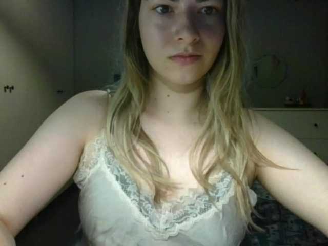 RosieJune live cam on BongaCams