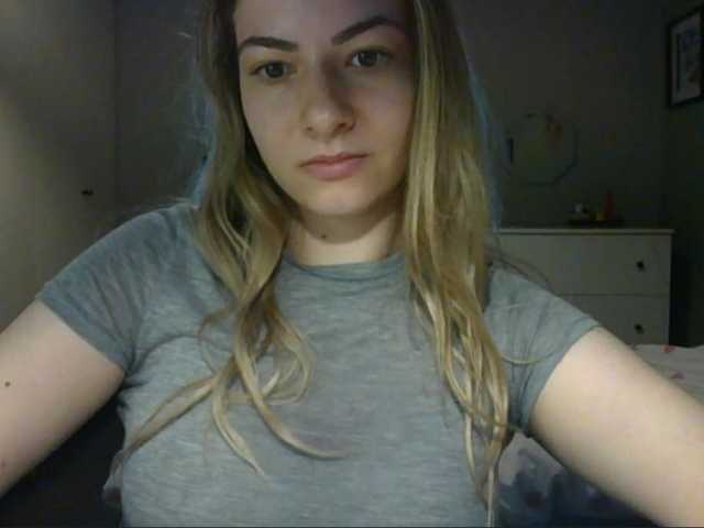 RosieJune live cam on BongaCams