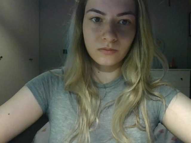 RosieJune live cam on BongaCams