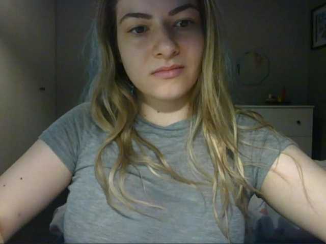 RosieJune live cam on BongaCams