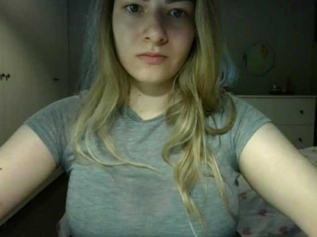 RosieJune live cam on BongaCams