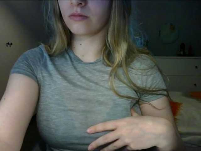 RosieJune live cam on BongaCams