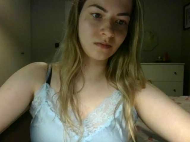 RosieJune live cam on BongaCams