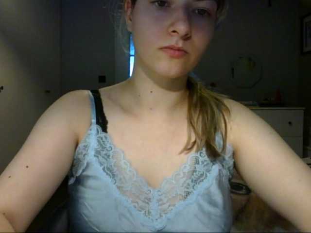 RosieJune live cam on BongaCams