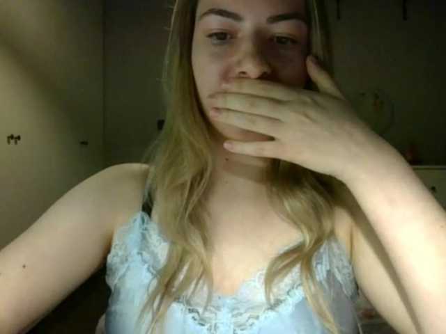 RosieJune live cam on BongaCams