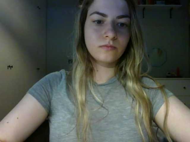 RosieJune live cam on BongaCams