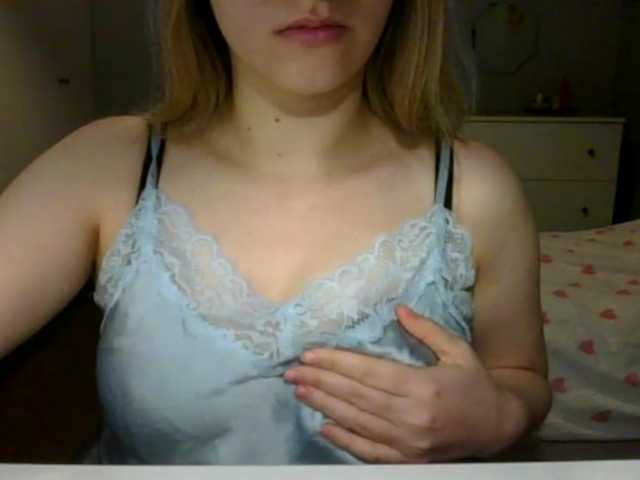 RosieJune live cam on BongaCams