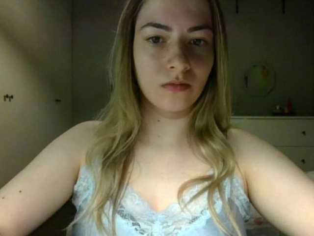 RosieJune live cam on BongaCams