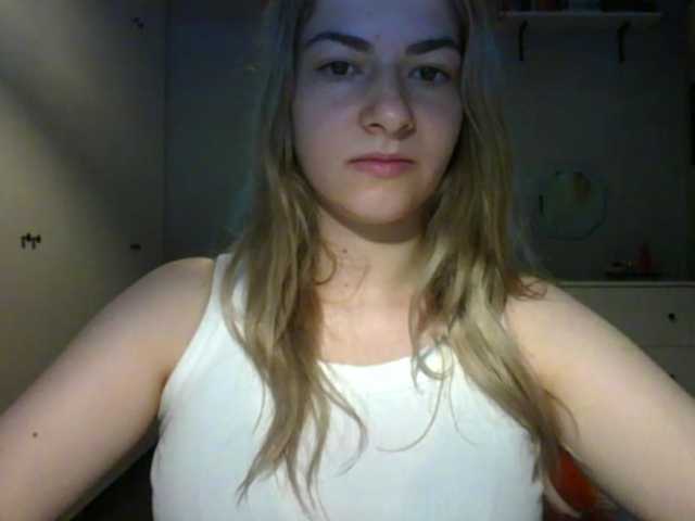 RosieJune live webcam show
